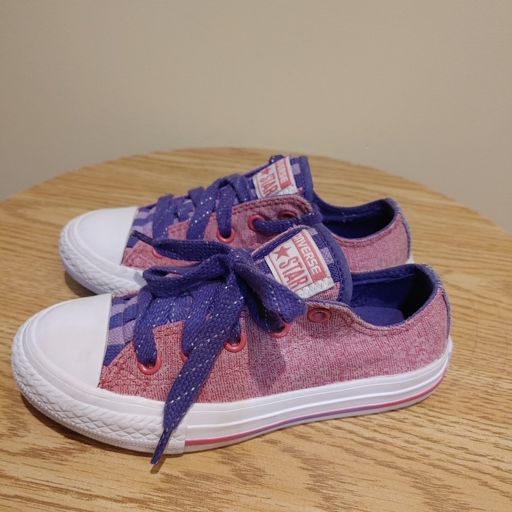 Converse all Star kids girls‎ Shoes size 11.5